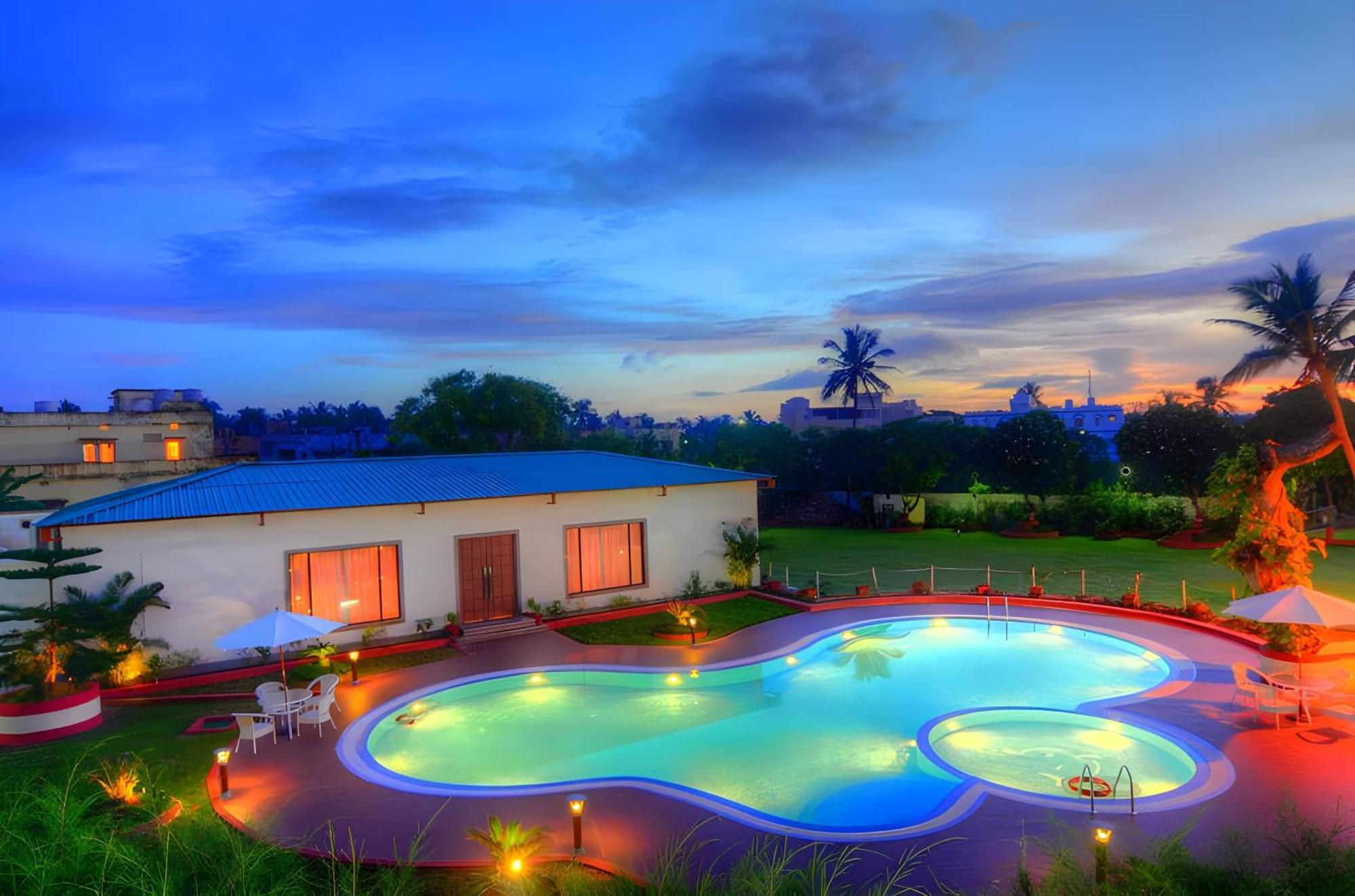 Chanakya Bnr Hotel Puri Zewnętrze zdjęcie